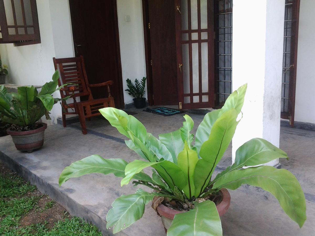Orchid Villa #10 Hikkaduwa Esterno foto