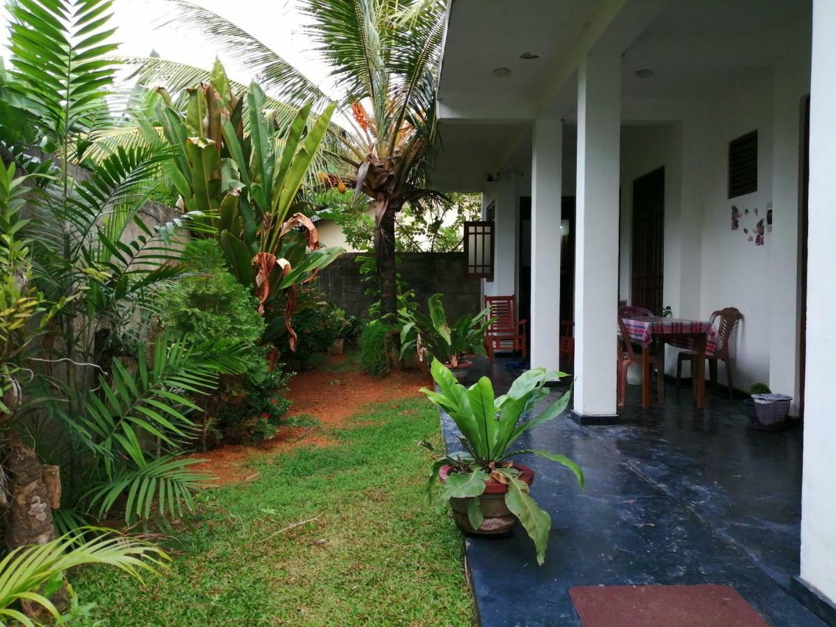 Orchid Villa #10 Hikkaduwa Esterno foto